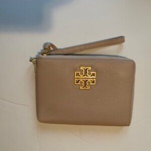 Tory Burch Britten Large Zip Pouch
